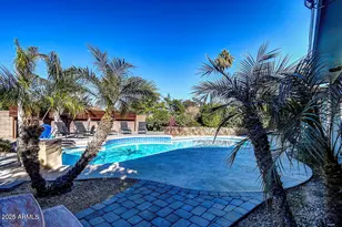 4524 E Kelton Ln, Phoenix, AZ 85032 - Photo 4