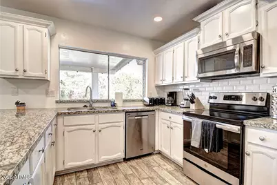 4524 E Kelton Lane, Phoenix, AZ 85032 - Photo 10