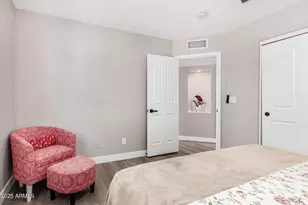 10586 E Cinnabar Ave, Scottsdale, AZ 85258 - Photo 24