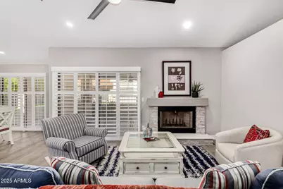 10586 E Cinnabar Avenue, Scottsdale, AZ 85258 - Photo 6