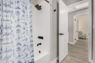 10586 E Cinnabar Avenue, Scottsdale, AZ 85258 - Photo 22