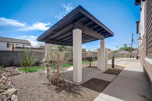 3725 E Earll Dr, Phoenix, AZ 85018 - Photo 22