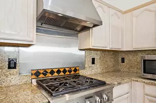 4341 N 32nd Way, Phoenix, AZ 85018 - Photo 8