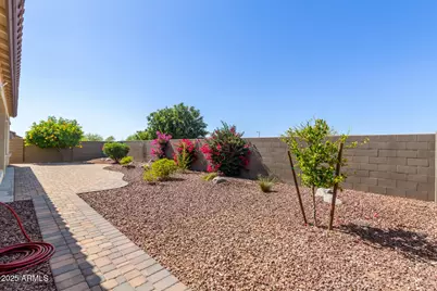 17996 W Redwood Lane, Goodyear, AZ 85338 - Photo 40