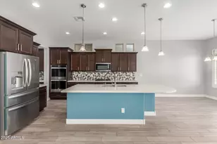 17996 W Redwood Ln, Goodyear, AZ 85338 - Photo 16