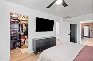 2201 E Weldon Ave, Phoenix, AZ 85016 - Photo 24