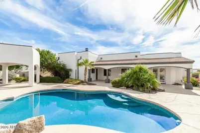 19532 W Georgia Avenue, Litchfield Park, AZ 85340 - Photo 2