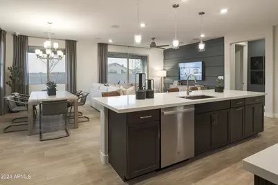 19034 W Rose Lane, Waddell, AZ 85355 - Photo 12