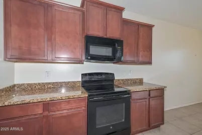 25391 W Ellis Drive, Buckeye, AZ 85326 - Photo 6