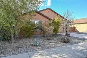 25391 W Ellis Dr, Buckeye, AZ 85326 - Photo 2