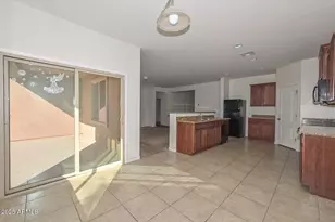 25391 W Ellis Dr, Buckeye, AZ 85326 - Photo 10