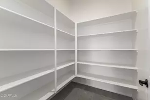 11662 W Luxton Ln, Avondale, AZ 85323 - Photo 4