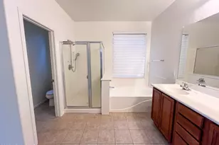 1812 E Beautiful Ln, Phoenix, AZ 85042 - Photo 16