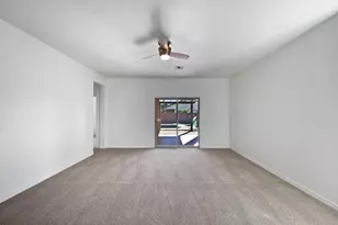 42549 W Monteverde Dr, Maricopa, AZ 85138 - Photo 4