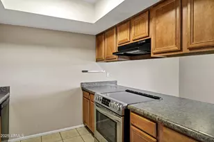 1402 E Guadalupe Rd, Tempe, AZ 85283 - Photo 10