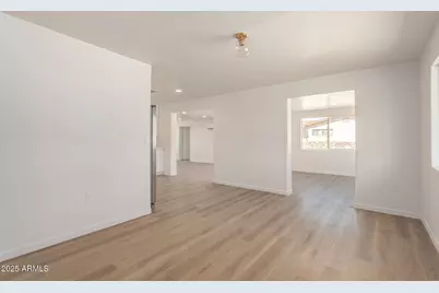 528 N 97th Street, Mesa, AZ 85207 - Photo 8