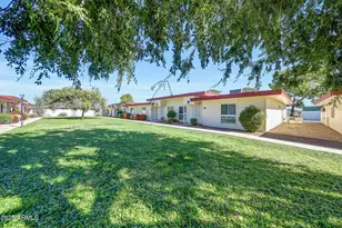 10020 W Royal Oak Rd, Sun City, AZ 85351 - Photo 10