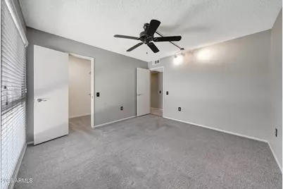 10020 W Royal Oak Road #E, Sun City, AZ 85351 - Photo 32