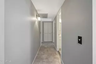 10020 W Royal Oak Rd, Sun City, AZ 85351 - Photo 30