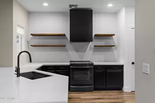 1353 S Minneola Ln, Gilbert, AZ 85296 - Photo 2