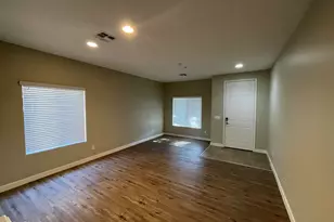 982 E Corral St, Avondale, AZ 85323 - Photo 2