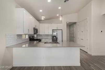9626 E Tesla Avenue, Mesa, AZ 85212 - Photo 4