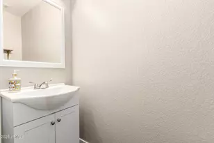 28617 N 21st Ln, Phoenix, AZ 85085 - Photo 30