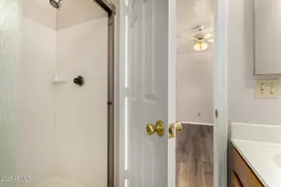 15762 S Overfield Rd, Arizona City, AZ 85123 - Photo 16