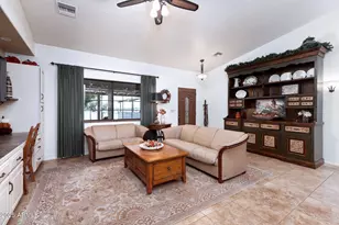 712 W Treasure Rd, Pearce, AZ 85625 - Photo 18