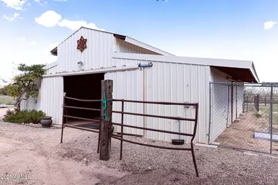 712 W Treasure Road, Pearce, AZ 85625 - Photo 20