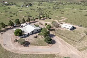 712 W Treasure Rd, Pearce, AZ 85625 - Photo 2