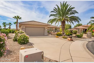 16651 W Stonecreek Court, Surprise, AZ 85387 - Photo 2