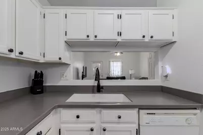 3401 W Morrow Drive #5, Phoenix, AZ 85027 - Photo 10