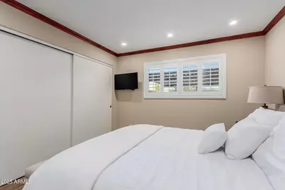 5525 E Thomas Road #E3, Phoenix, AZ 85018 - Photo 18