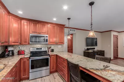 5525 E Thomas Road #E3, Phoenix, AZ 85018 - Photo 12