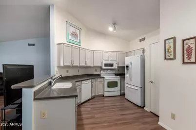 9158 W Ludlow Drive, Peoria, AZ 85381 - Photo 14