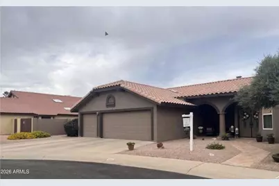 586 W Casa Grande Lakes Boulevard N, Casa Grande, AZ 85122 - Photo 2