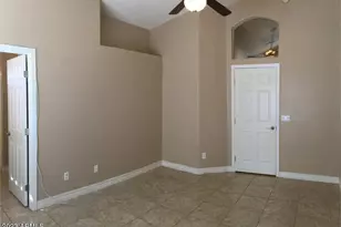 623 W Greentree Dr, Chandler, AZ 85225 - Photo 8