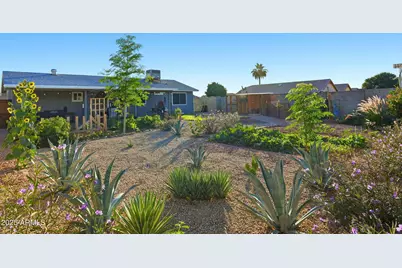 2902 E Villa Theresa Drive, Phoenix, AZ 85032 - Photo 24