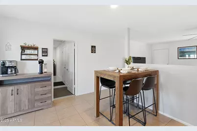 2902 E Villa Theresa Drive, Phoenix, AZ 85032 - Photo 8