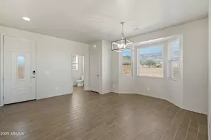 6758 E Big Spur Cir, Hereford, AZ 85615 - Photo 6