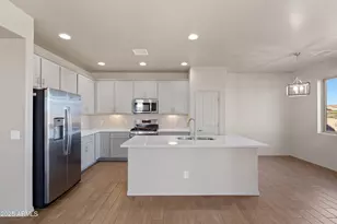 6758 E Big Spur Cir, Hereford, AZ 85615 - Photo 16