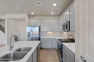 6758 E Big Spur Cir, Hereford, AZ 85615 - Photo 10