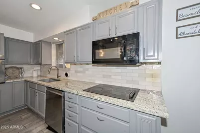 17234 N 15th Avenue, Phoenix, AZ 85023 - Photo 12