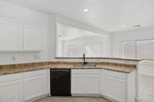 9951 W Bloch Rd, Tolleson, AZ 85353 - Photo 6