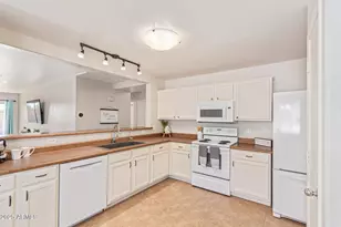 25643 W Satellite Ln, Buckeye, AZ 85326 - Photo 2