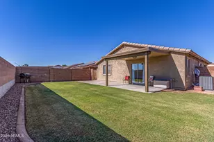 25643 W Satellite Ln, Buckeye, AZ 85326 - Photo 22