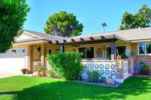 10788 W Cinnebar Ave, Sun City, AZ 85351 - Photo 4