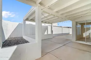 1018 E Michelle Dr, Phoenix, AZ 85022 - Photo 30