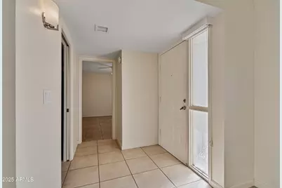 1018 E Michelle Drive, Phoenix, AZ 85022 - Photo 4